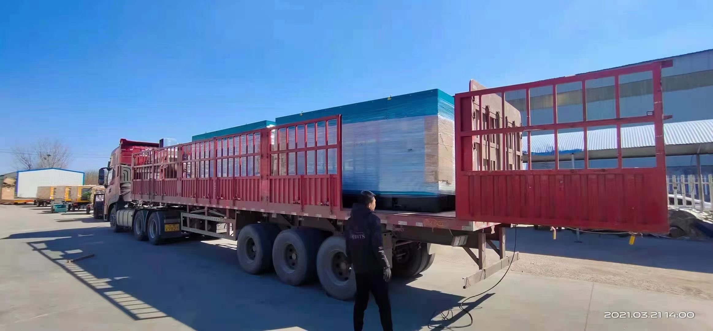 【八角金康18937515580】八角金康300千瓦柴油发电机组备用电源发电